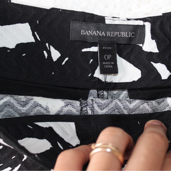 Shorts - Banana Repulic - S - Picture 2 of 4
